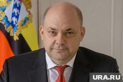 До поста врио губернатора Смирнов работал в сфере ЖКХ и строительства