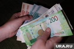 Высокие зарплаты работодатели готовы предложить водителям и машинистам без опыта