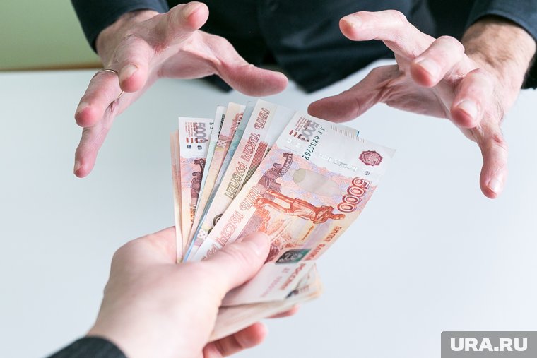 Важно соблюдать меры предосторожности при получении денег