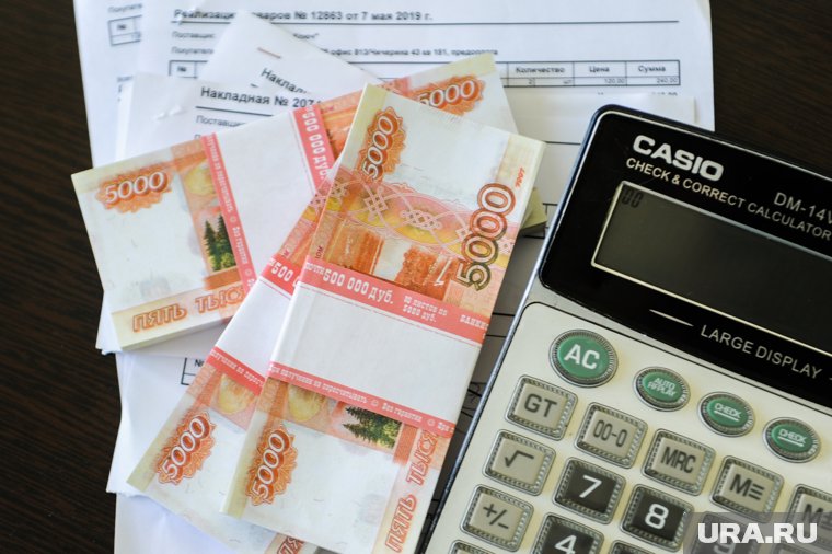 Бизнес все чаще отдает на аутсорс работы с документами и бухгалтерией
