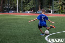 На стадионе могут играть футболисты любого возраста 