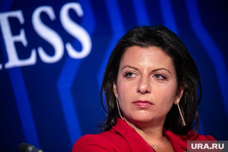 Симоньн предложила поговорить с украинскими властями насчет способов, которыми их будут казнить