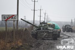 Внедорожник пермяков с легкостью преодолевает бездорожье там, где вязнут танки (архивное фото)