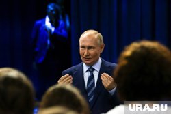 Владимир Путин отметил, что Александр Хинштейн способен наладить работу с жителями Курской области 