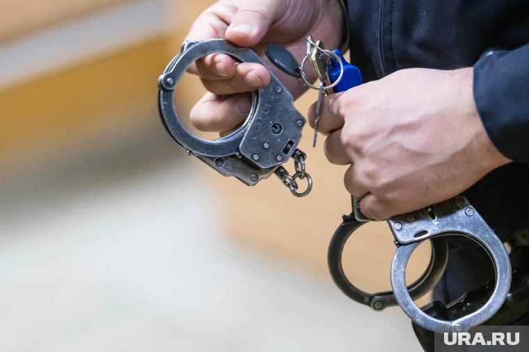 В отношении него составлены административные протоколы