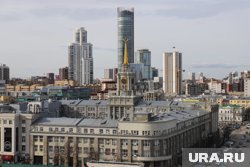 В здании расположен популярный ресторан