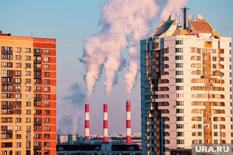 Информация о химическом распылении является фейком, заявили в МЧС