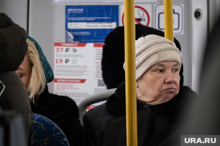 Ограничение количества поездок на пенсионном проездном расстроит льготников