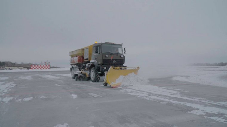 Транспорт миасцы передали в аэропорт на безвозмездной основе 