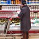 В России зафиксировали рост цен на молочные продукты и проезд в транспорте: что еще подорожало