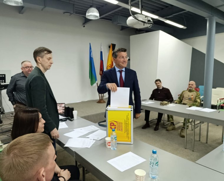 Большинством голосов Михаил Сердюк переизбран на пост