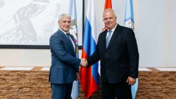 Мэр Ноябрьска Алексей Романов и президент города-побратима Далибор Радичевич