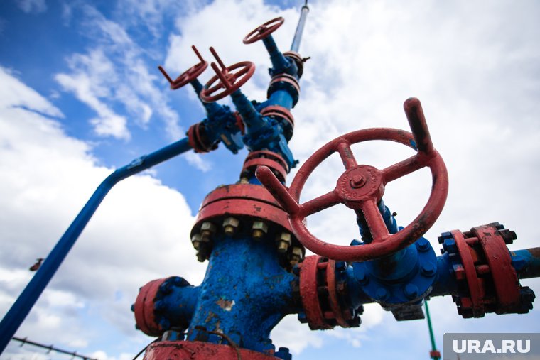 Скважины нефтяной компании из ХМАО под угрозой ареста из-за долгов по налогам