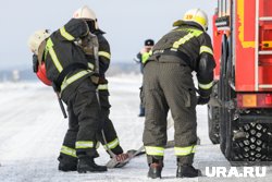 Спасатели Ямала в ходе учений отработали борьбу с подтоплениями и тушение природного пожара