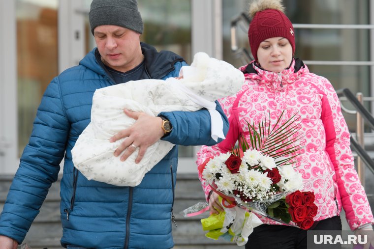 Тысячи семей Подмосковья получат за рождение третьего ребенка крупную выплату