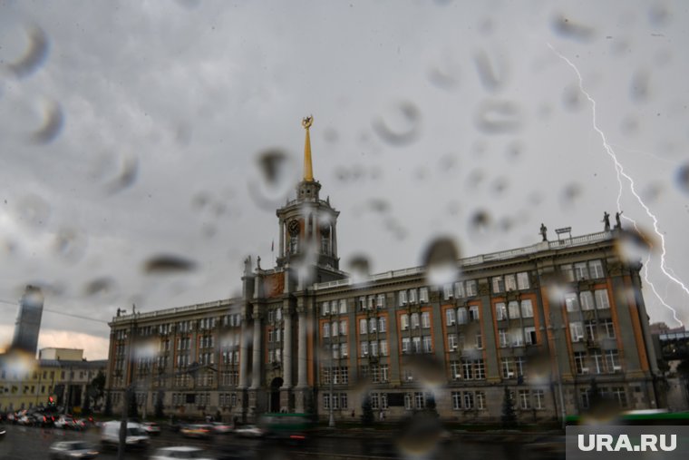 Вероятность грозы в Екатеринбурге превышает 50%