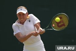 Екатерина Александрова победила Зейнеп Сенмез с результатом 6:3, 7:6