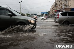 По словам очевидцев, рабочие не установили дорожные знаки