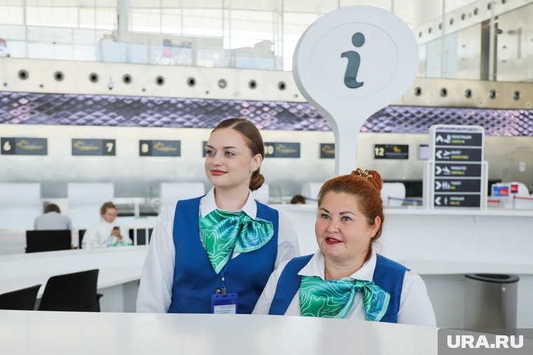 Первым самолетом, приземлившимся в аэропорту Геленджика, вылетел из Москвы