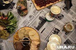 Патешман посоветовал заменить икру на красную рыбу