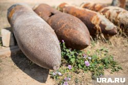 Боеприпас был частично забетонирован (архивное фото)
