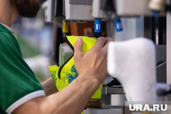 Кроме того, в течение года численность персонала снизилась с 473 до 401 сотрудника