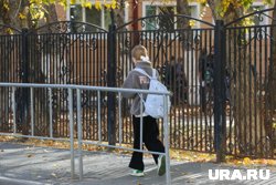 Неизвестный изнасиловал 15-летнюю школьницу в Москве (архивное фото)