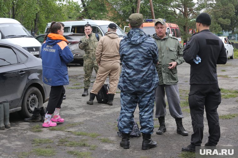 Волонтеры собирают группу на поиски пропавших детей