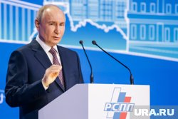 Путин заявил о повышении ударной мощи морпехов
