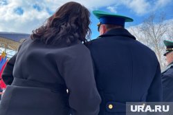 Тюменки хотят получить деньги, которые зарабатывают военные 