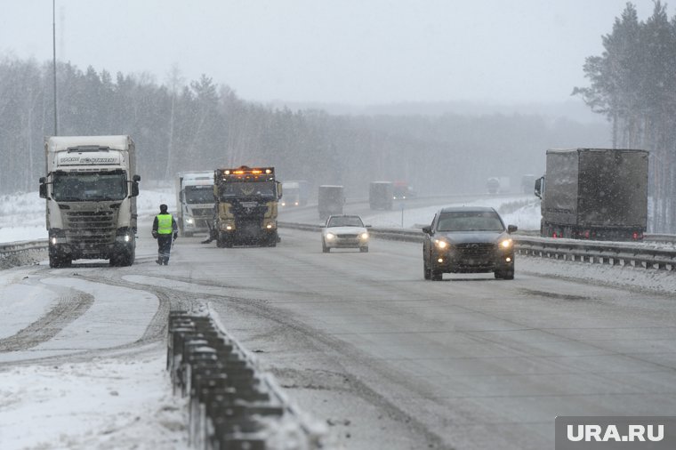 Трассу М5 частично перекрыли из-за ремонта дорог