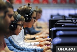 Игра выполнена в черно-белом кинематографичном формате 4:3