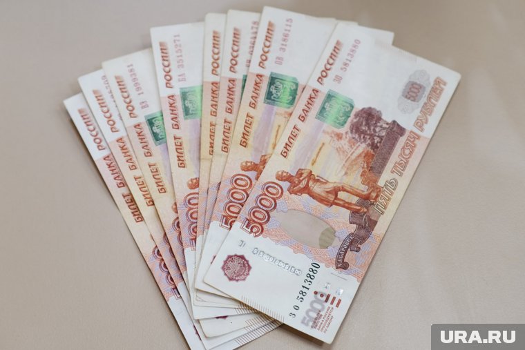На сайте Соцфонда нет информации о выплате в размере 15 тысяч рублей для всех россиян