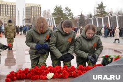 Призывникам показали современную экипировку и дали напутствие