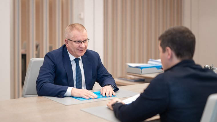 Губернатор ЯНАО Дмитрий Артюхов провел встречу с главой Ямальского района Андреем Кугаевским