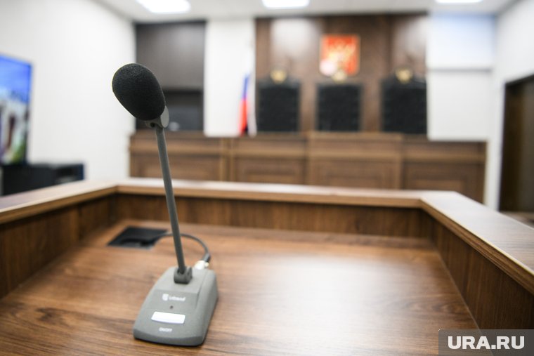 Суд ХМАО оставил в силе условный приговор медсестре сургутского травмцентра, которую признали виновной в доведении подчиненной до самоубийства