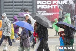 День города в Салехарде встретил гостей непогодой