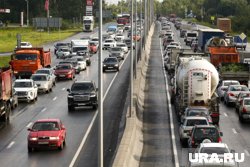 Движение по улицам города затруднено, но рабочее 