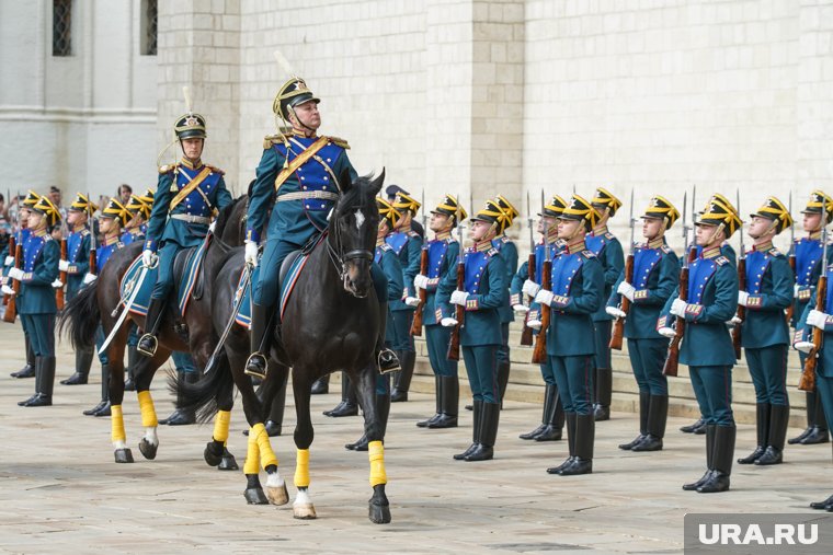 На параде в День Победы пройдут конники одетые в форму времен гражданской войны