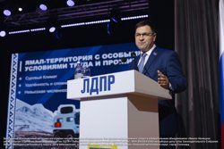 Депутат заксо ЯНАО от ЛДПР обратился к жителям округа