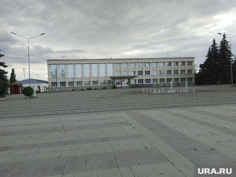 Школа искусств на главной площади города