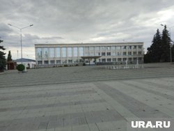 Школа искусств на главной площади города