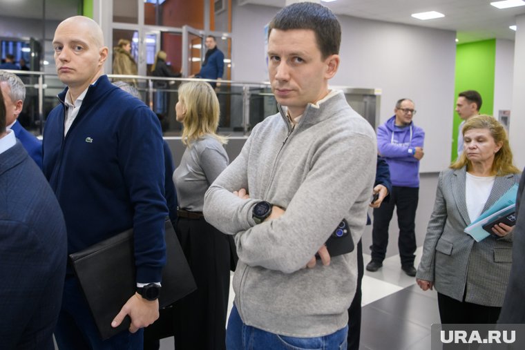 Евгений Гурарий не выглядел уставшим после недельной командировки на колесах