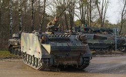 В качестве основного вооружения на бронетранспортерах M113 установлен крупнокалиберный 12,7-мм пулемет Браунинга