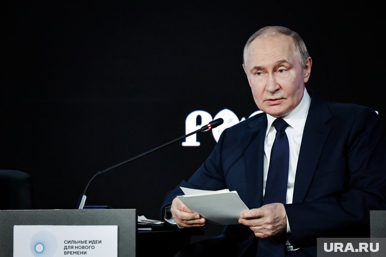 Кремль спокойно воспринимает жесткие заявления президента США