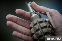 Неизвестный пронес в ТЦ самодельное взрывное устройство
