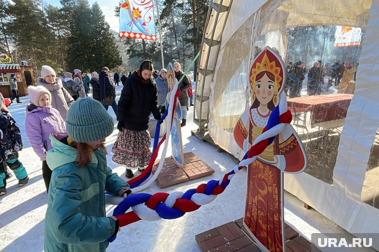 В парке Гагарина прошли весенние гуляния (архивное фото)