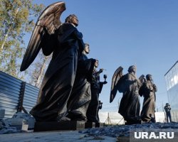 Бронзовые фигуры Архангелов доставлены в Челябинск