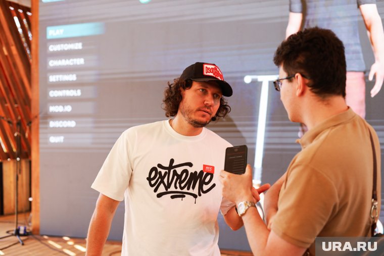 Андрей Белов указал, что в street-зоне скейт-парка смогут кататься любители разных возрастов и уровней мастерства 