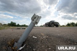 Место падения оцепили силы УМВД и самообороны